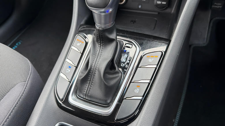 Hyundai IONIQ 1.6 GDi Hybrid Premium 5dr DCT Hybrid Hatchback